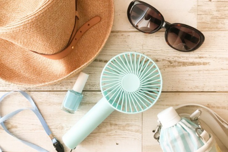 夏のお出かけを快適に! ポータブル扇風機★